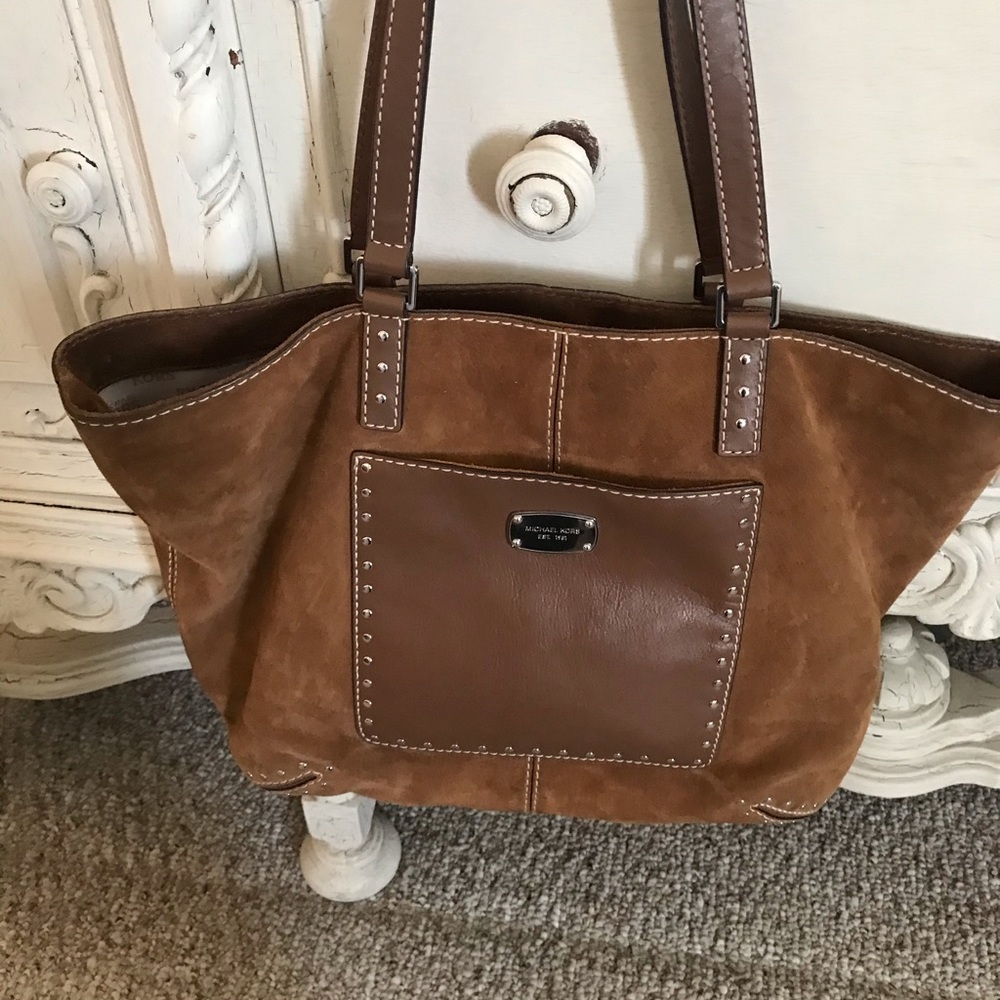 Michael Kors Suede tote 👜 Beautiful ♥️